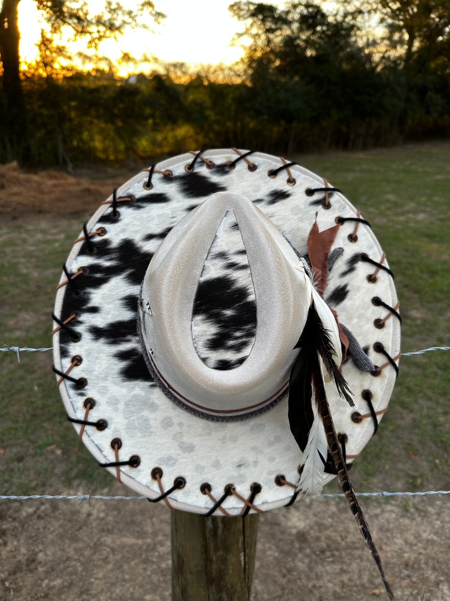 Stunning Beige Authentic Cowhide Hand-burnt Large Brim Suede Hat