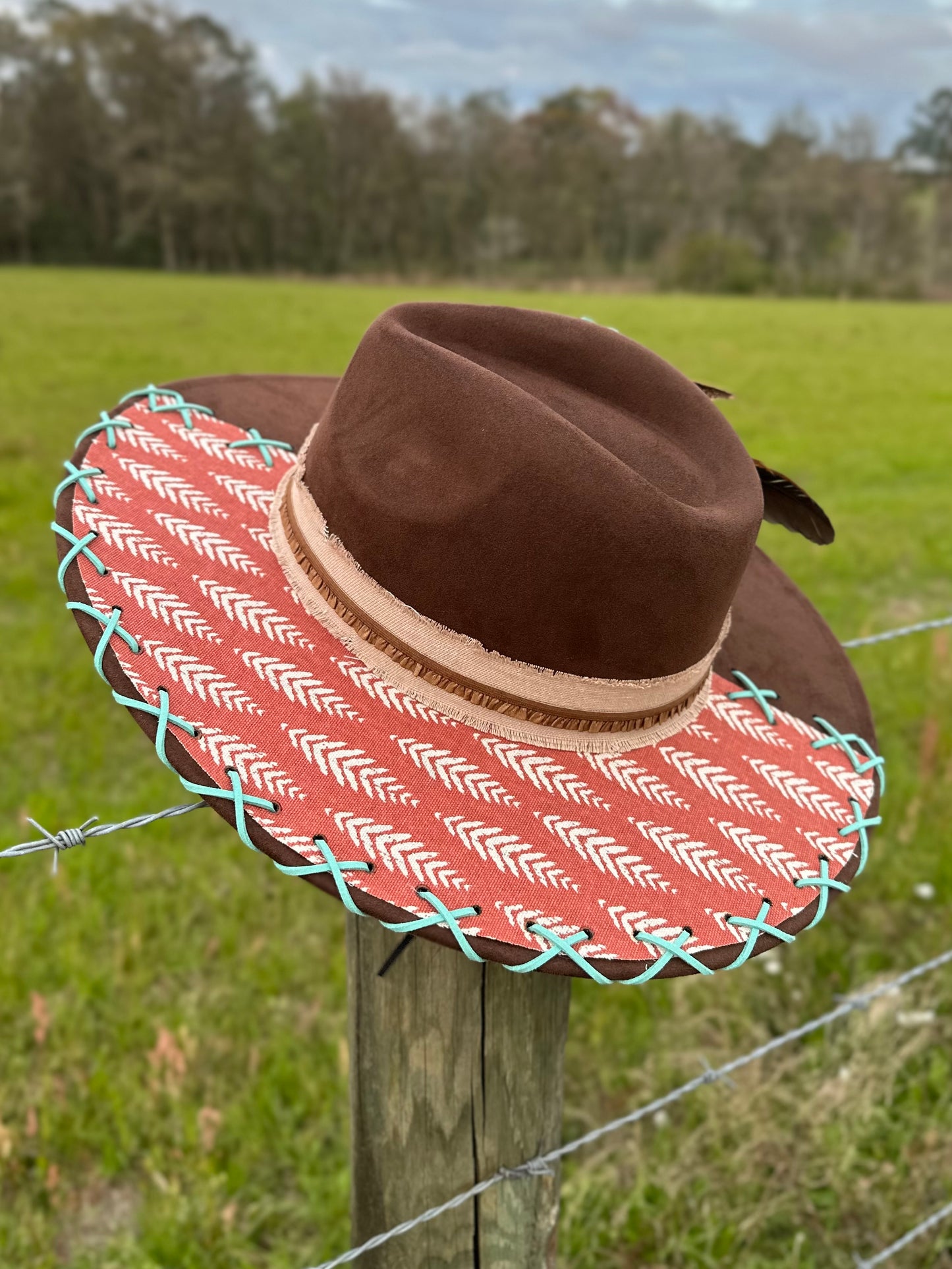Boho Feather Suede Hat: Large Brim Canvas Fabric